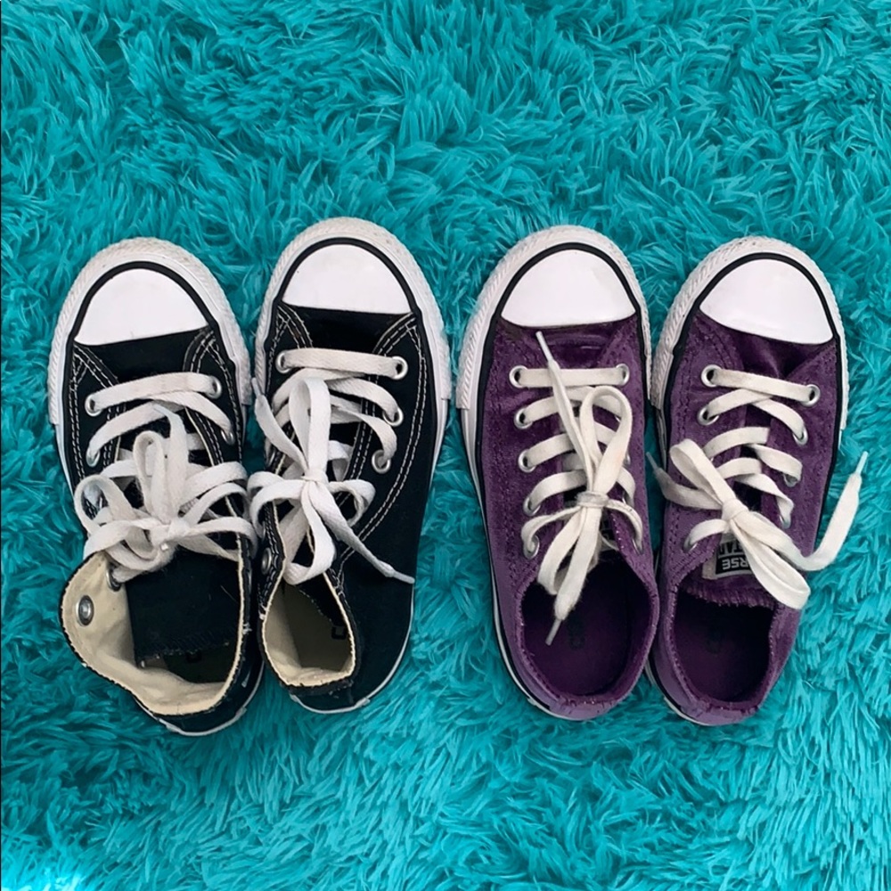 24HR SALE! Bundle of to converse.